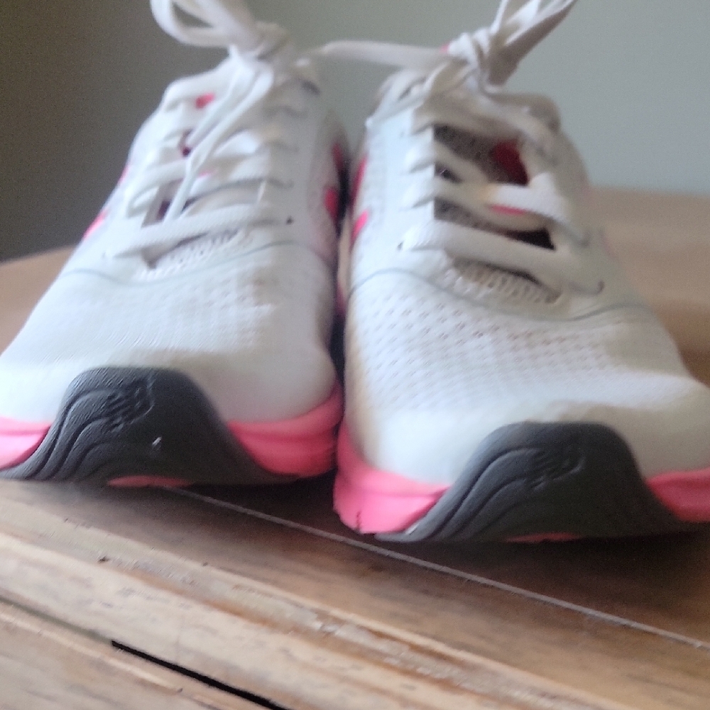 New Balance Cush Pink and White Athletic Shoes for Performance - Picture 3 of 5